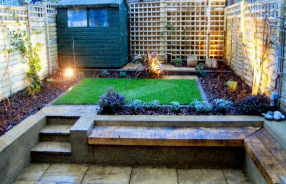 Family Garden with a Lawn in Crouch End 1